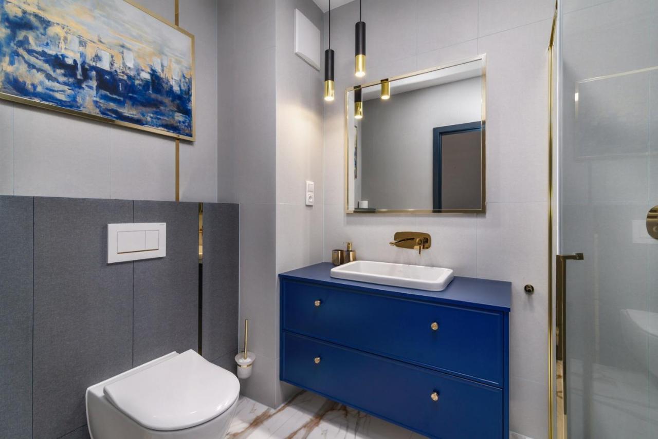 Comfort 10 Lutego Apartment *
